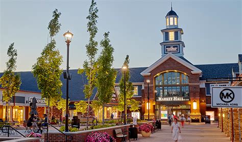 woodbury common premium outlets directory